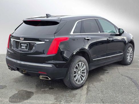 Used 2017 Cadillac XT5 Luxury w/ Driver Awareness Package AWD/4WD image 5