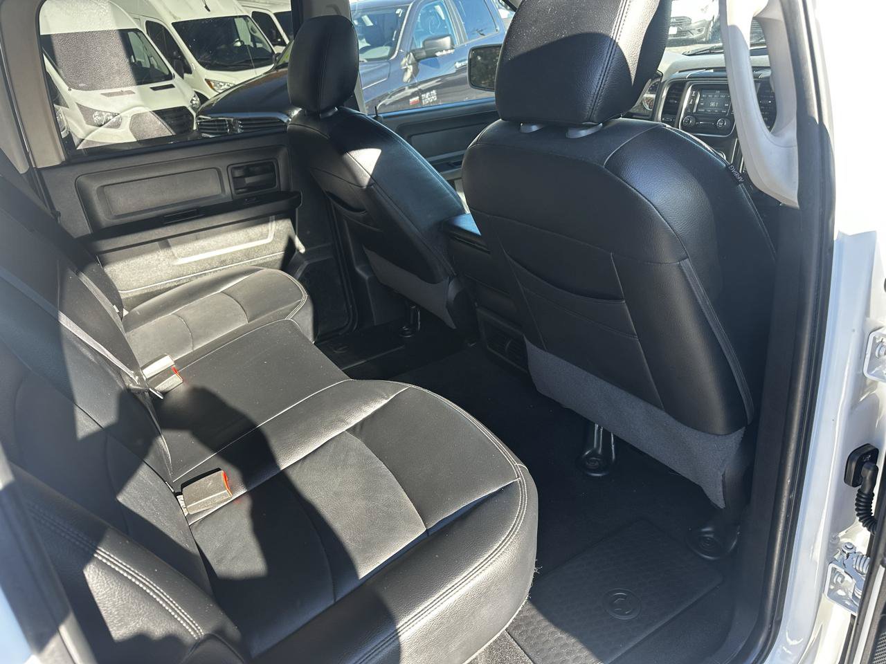 Used 2017 RAM 1500 Express AWD/4WD image 11