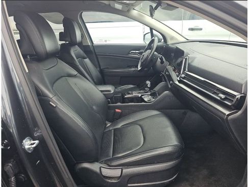 Used 2023 Kia Sportage EX FWD image 23