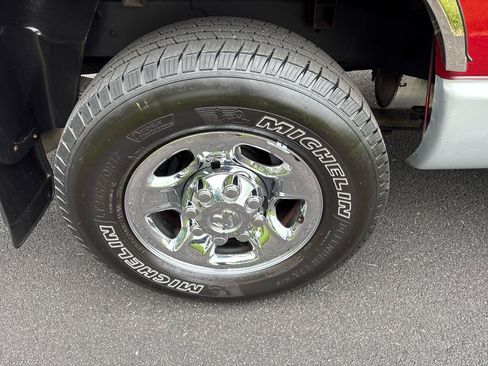 Used 2006 Dodge Ram 2500 Truck Laramie RWD image 32