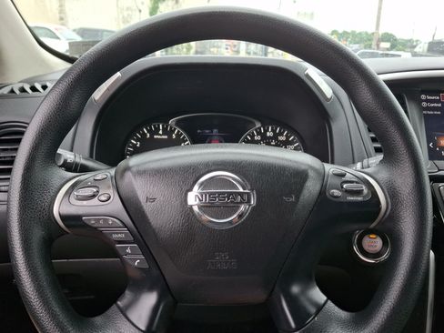 Used 2019 Nissan Pathfinder S AWD/4WD image 20
