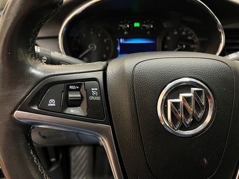 Used 2020 Buick Encore Preferred FWD image 17