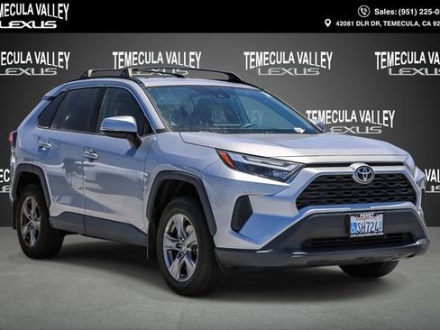 Used 2022 Toyota RAV4 XLE FWD image 1