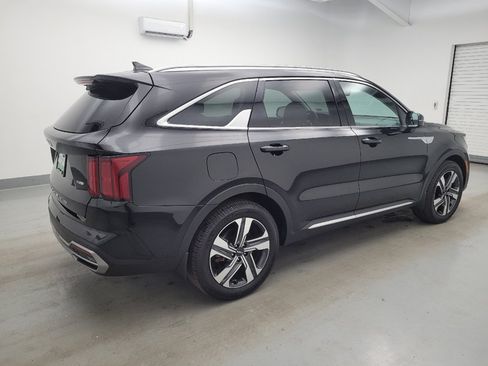 Used 2022 Kia Sorento SX w/ Panoramic Sunroof Package AWD/4WD image 10