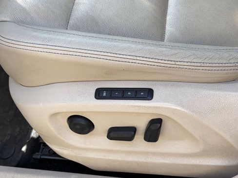 Used 2015 Volkswagen Tiguan S AWD/4WD image 8