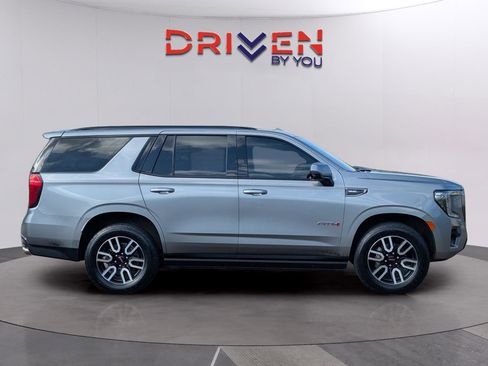 Used 2023 GMC Yukon AT4 w/ Technology Package image 6