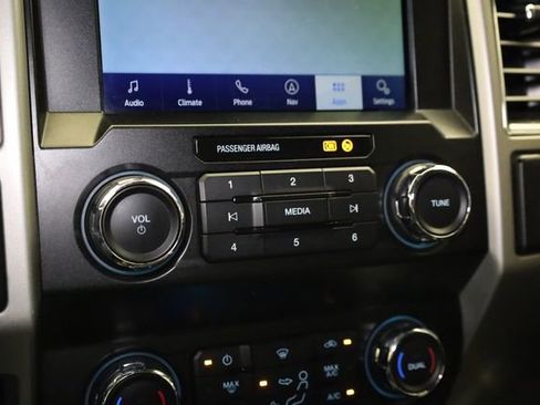Used 2021 Ford F250 Lariat w/ Lariat Value Package AWD/4WD image 24