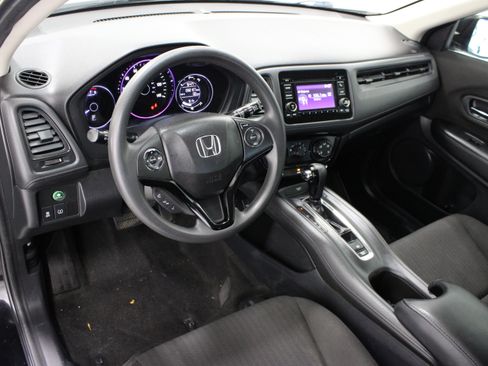 Used 2017 Honda HR-V LX image 13
