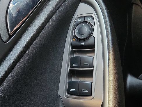 Used 2025 Chevrolet Malibu RS FWD image 22