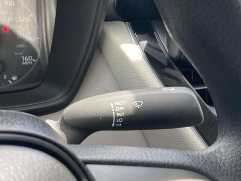 Used 2024 Toyota Corolla LE FWD image 27