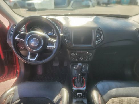 Used 2019 Jeep Compass Trailhawk AWD/4WD image 24