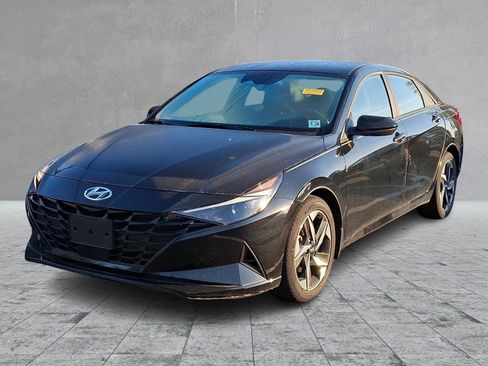 Used 2023 Hyundai Elantra SEL w/ Convenience Package FWD image 1