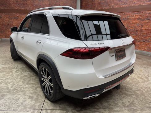 Used 2024 Mercedes-Benz GLE 450 4MATIC image 3