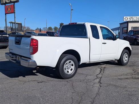 Used 2016 Nissan Frontier S image 5