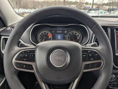 Used 2022 Jeep Cherokee Latitude Lux w/ Sun & Sound Group image 28