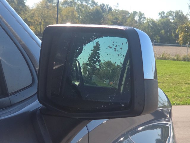 Used 2024 Chevrolet Silverado 1500 LT AWD/4WD image 6