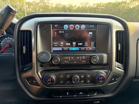 Used 2018 Chevrolet Silverado 1500 LT w/ All Star Edition AWD/4WD image 17