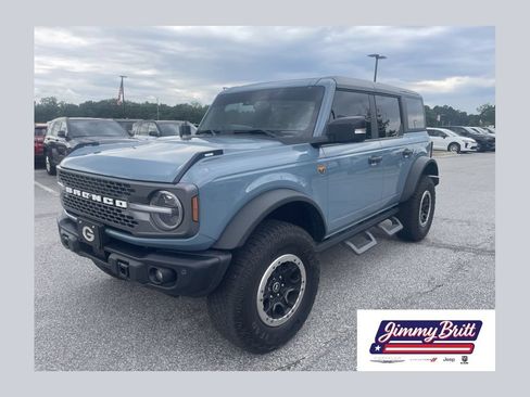 Used 2023 Ford Bronco Badlands AWD/4WD image 1