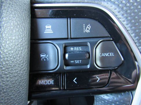 Used 2025 Toyota Tundra 1794 Edition AWD/4WD image 18