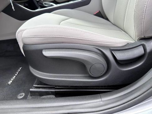Used 2018 Hyundai Sonata SE FWD image 10