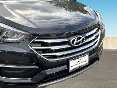 Used 2018 Hyundai Santa Fe Sport FWD image 31