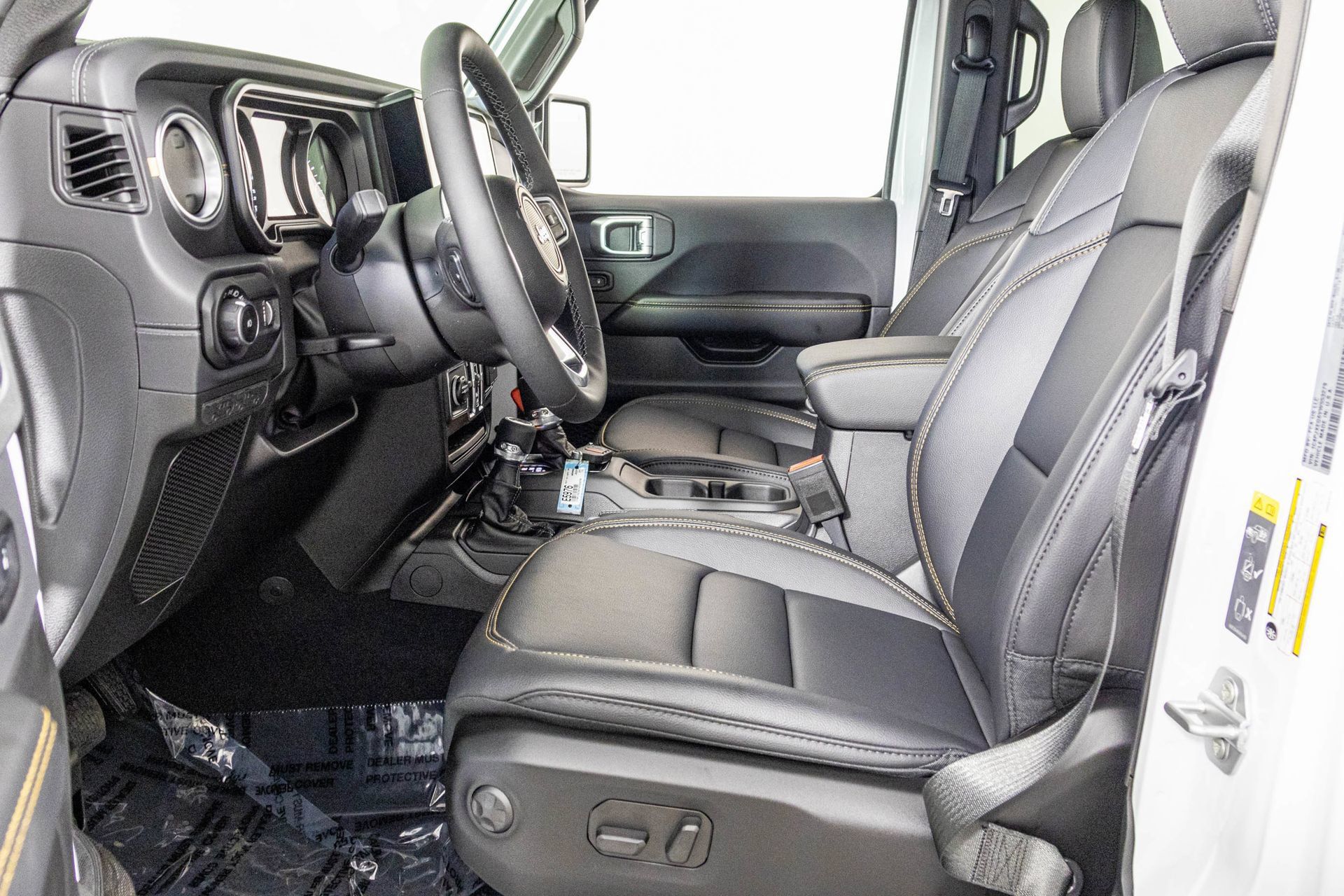 New 2027 Jeep Wrangler Unlimited Sahara AWD/4WD image 24