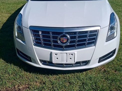 Used 2015 Cadillac XTS Hearse image 3
