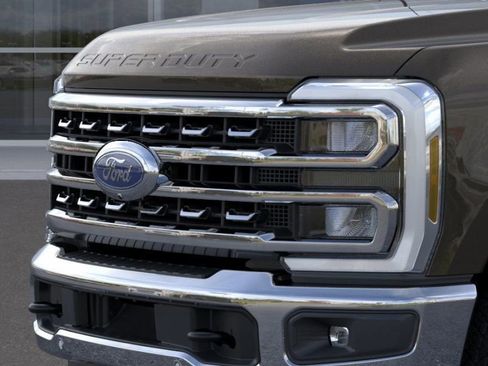 New 2025 Ford F250 Lariat w/ Lariat Ultimate Package image 17