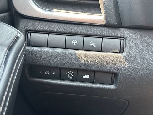 Used 2023 Nissan Rogue Platinum w/ Platinum Premium Package AWD/4WD image 28