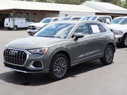 Used 2022 Audi Q3 2.0T Premium AWD/4WD image 5