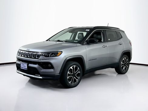Used 2022 Jeep Compass Limited AWD/4WD image 1
