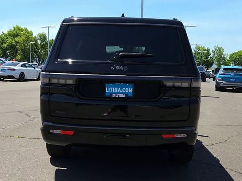 New 2026 Jeep Grand Wagoneer Summit AWD/4WD image 7
