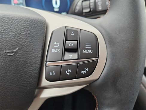 New 2026 Ford Explorer Active w/ Active Comfort Package image 24