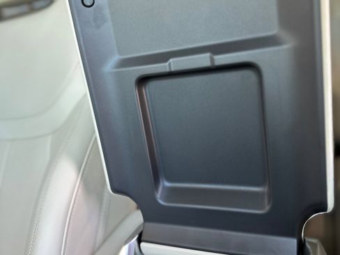 Used 2024 Land Rover Range Rover Autobiography image 40