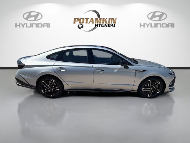 New 2026 Hyundai Sonata N Line FWD image 4