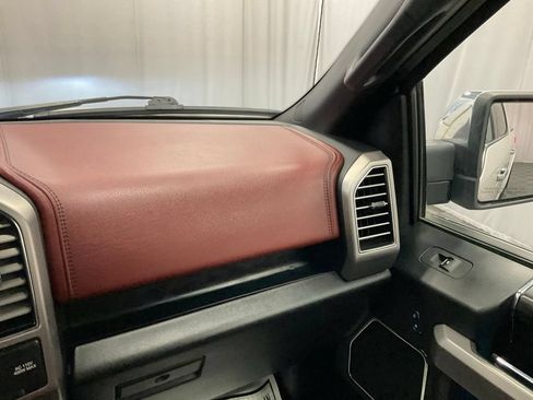 Used 2019 Ford F150 Platinum w/ Equipment Group 701A Luxury AWD/4WD image 29