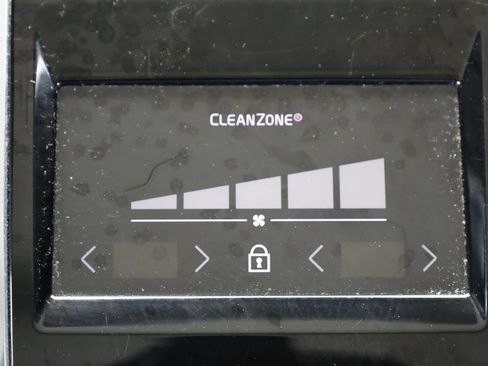 Used 2018 Volvo S90 T5 Momentum w/ Convenience Package image 22