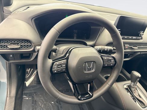 Used 2024 Honda HR-V Sport image 12