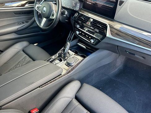 Used 2023 BMW 530e w/ M Sport Package RWD image 16