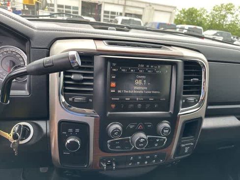 Used 2015 RAM 2500 Laramie AWD/4WD image 7