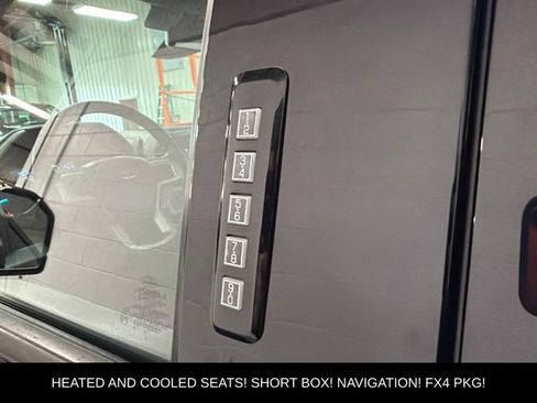 Used 2016 Ford F150 Lariat w/ Equipment Group 502A Luxury AWD/4WD image 6
