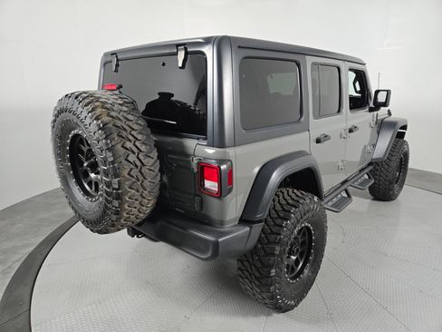 Used 2020 Jeep Wrangler Unlimited Sport AWD/4WD image 2