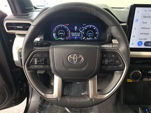 Used 2024 Toyota Tacoma TRD Off-Road image 26