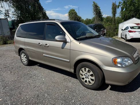 Used 2005 Kia Sedona FWD image 32
