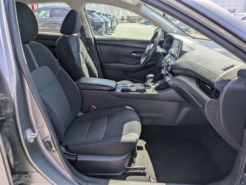 Used 2024 Nissan Sentra SV w/ All-Weather Package FWD image 32