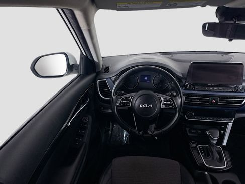 Used 2022 Kia Seltos S image 17