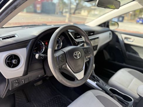 Used 2019 Toyota Corolla LE image 13