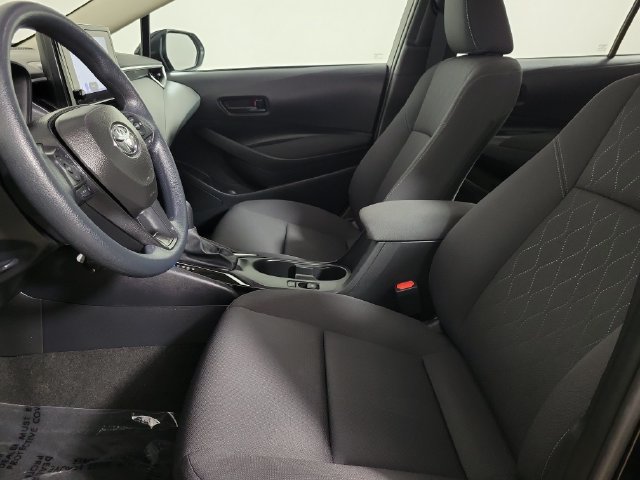Used 2026 Toyota Corolla LE FWD image 19