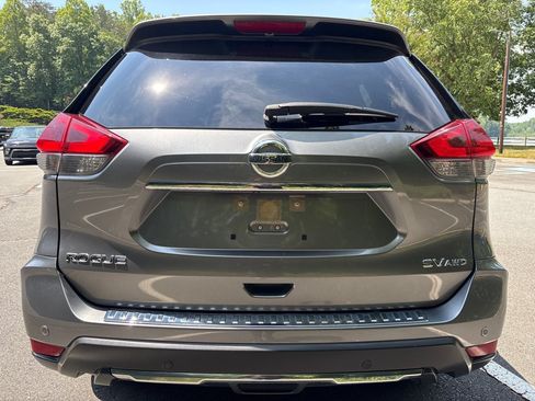 Used 2020 Nissan Rogue SV AWD/4WD image 4