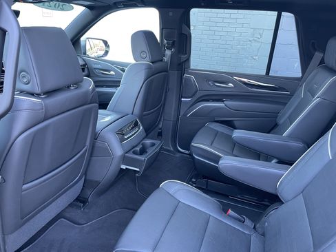 Used 2021 Cadillac Escalade Sport image 30